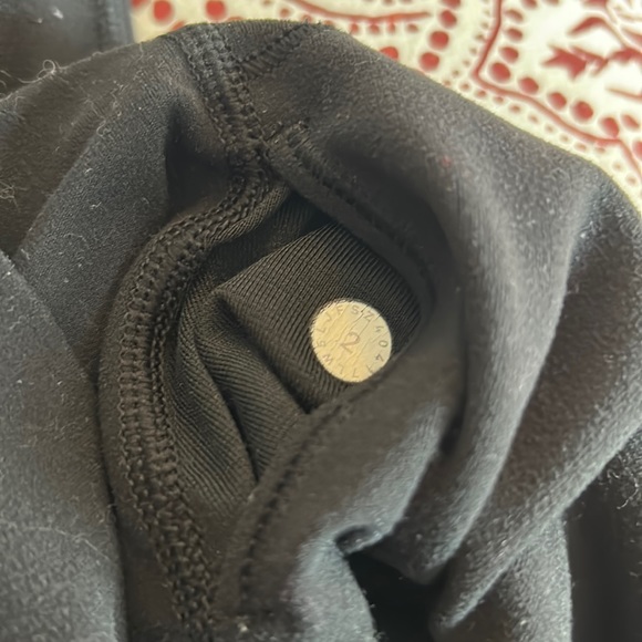 Lululemon Align leggings, size 2, 25” - Picture 3 of 4